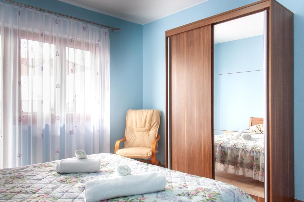 Apartment Juric Kaštel Novi Екстериор снимка
