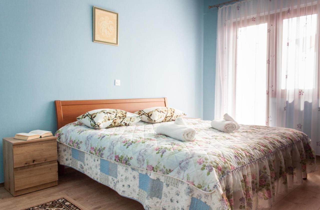 Apartment Juric Kaštel Novi Екстериор снимка
